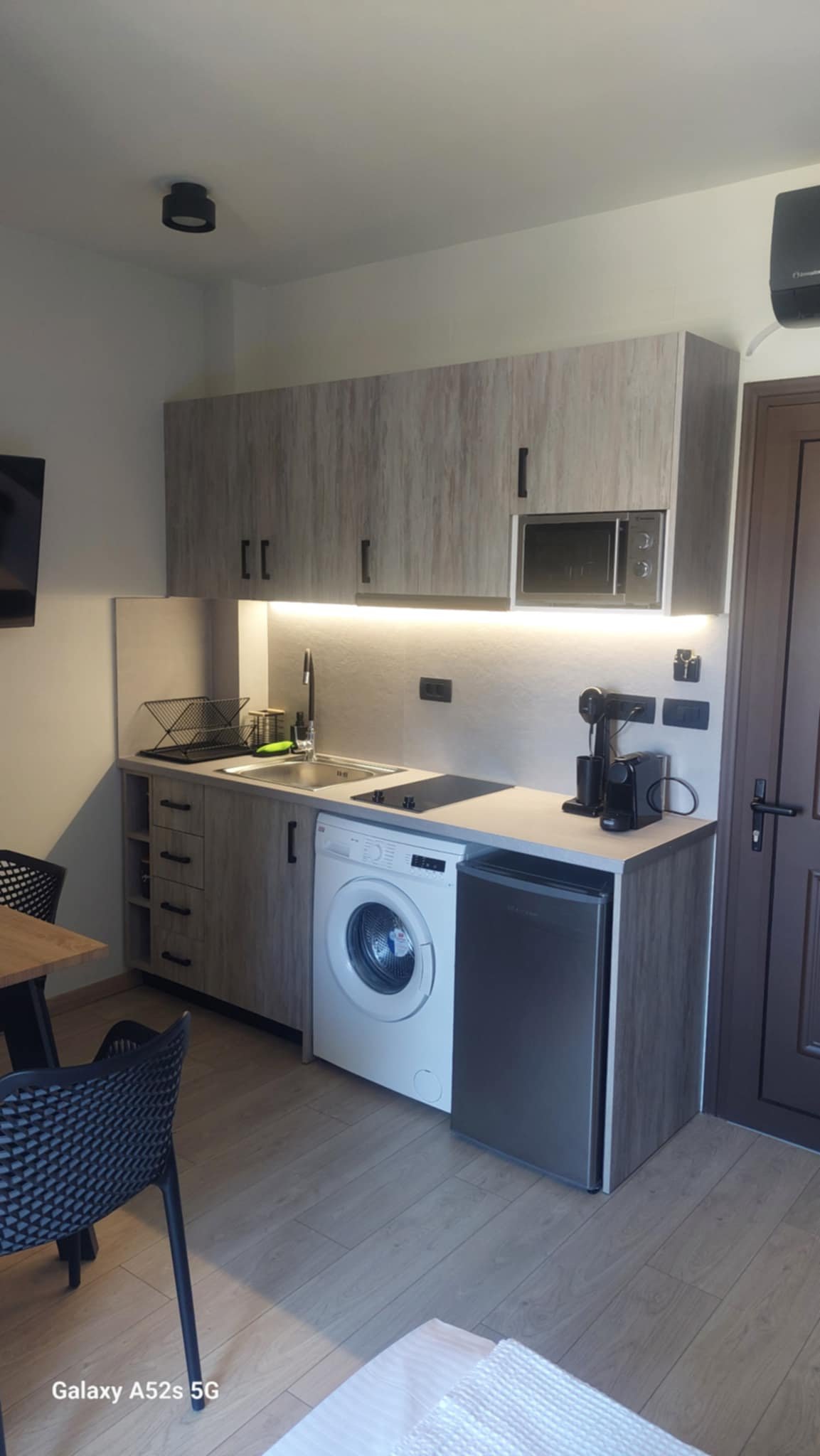 98d29991-f896-4bfe-81c5-9b801e664ec9